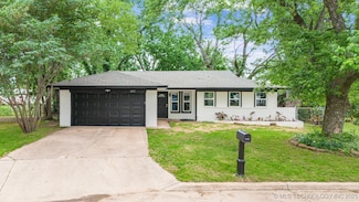 602 S Sunset Dr, Claremore, OK 74017