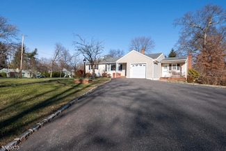 2 Orchard Rd, Florham Park, NJ 07932