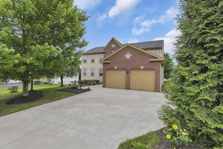 3902 Rivers Run Dr, Lewis Center, OH 43035