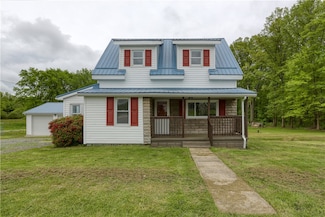 1094 Pine Glenn Rd, Pulaski, PA 16143