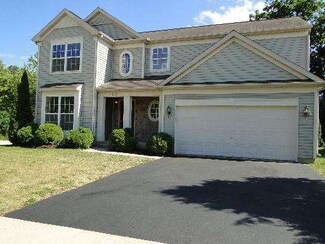 4415 W Lawn Ave, Waukegan, IL 60085