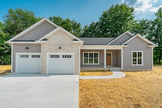 150 Strata Ct, Madisonville, KY 42431