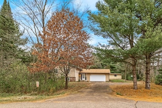 E2950 Benrud Ln, Eau Claire, WI 54701