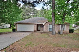 728 Cara Jane Dr, Redfield, AR 72132