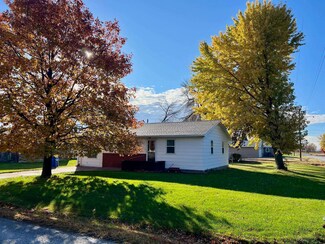 515 W 5th St, Axtell, NE 68924
