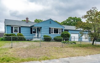 25 Garland St, Chicopee, MA 01020
