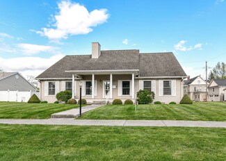 411 S Meridian St, Winchester, IN 47394