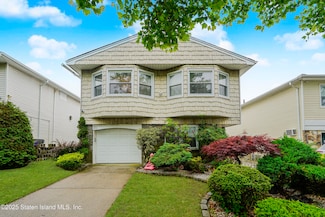 20 Copley St, Staten Island, NY 10314
