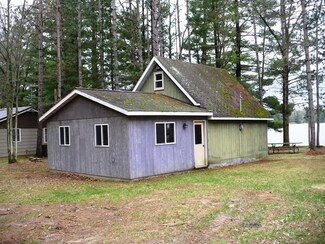 n 10401 Pine Ln, Greenwood, WI 54437
