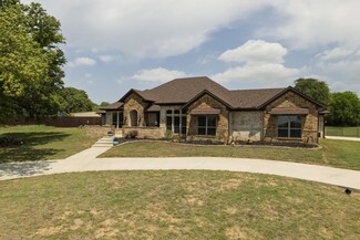 1402 Isabella Ct, Aurora, TX 76078