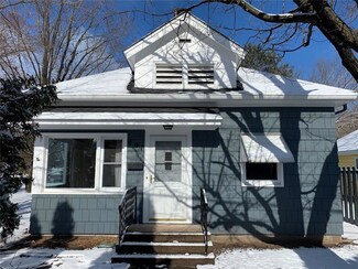 401 Bashaw St, Spooner, WI 54801