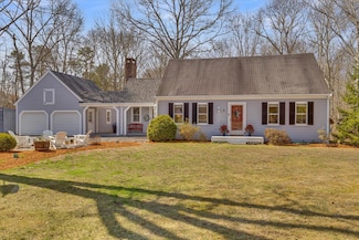 5 Grand Oak Rd, Forestdale, MA 02644