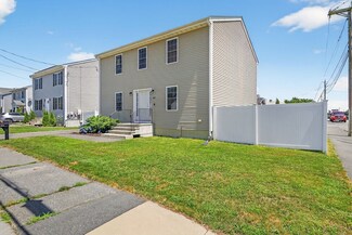 682 Laurel St, Fall River, MA 02721