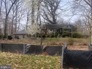 4208 Woodlark Dr, Annandale, VA 22003