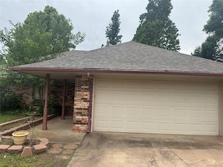 11108 NW 112th St, Yukon, OK 73099