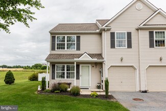33 Riverview Dr, Wrightsville, PA 17368