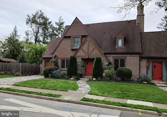 401 Irvington Rd, Drexel Hill, PA 19026