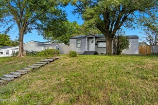 411 S Saint Charles Ave, Joplin, MO 64801