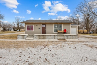 400 W 9th St, Galena, KS 66739