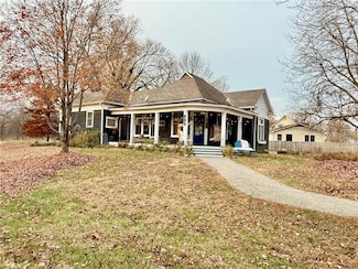 205 W Lee St, Rosendale, MO 64483