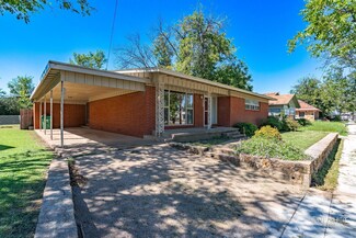 712 S Commercial Ave, Coleman, TX 76834
