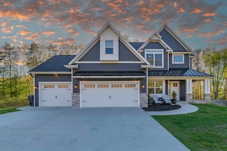 2034 Sienna St, Kalamazoo, MI 49009