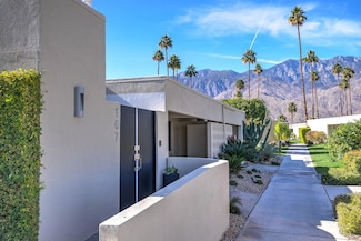 167 Desert Lakes Dr, Palm Springs, CA 92264