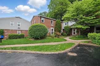 147 Charter Cir Unit 147, Ossining, NY 10562