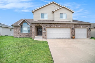2462 W 85th Ln, Merrillville, IN 46410