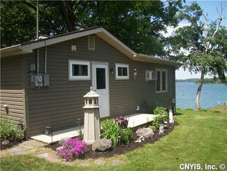 8235 Catfish Point Rd, Clayton, NY 13624