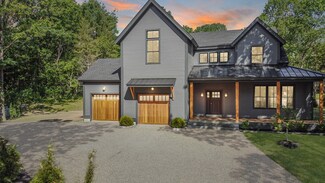 56 Hay St, Newbury, MA 01951