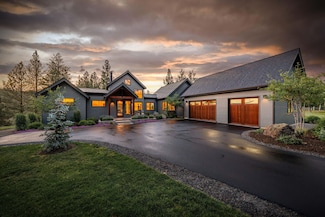 4205 NW Sawyer Ct, Bend, OR 97703