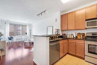 24 Avenue at Port Imperial Unit 206, West New York, NJ 07093