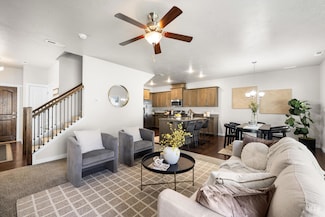 9176 W Tillamook Dr, Boise, ID 83709
