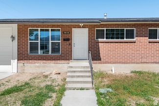 9898 S Barium Ln, Sandy, UT 84094