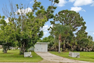 90 W Cowles St, Englewood, FL 34223