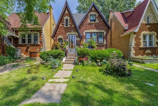 1617 Maple Ave, Berwyn, IL 60402