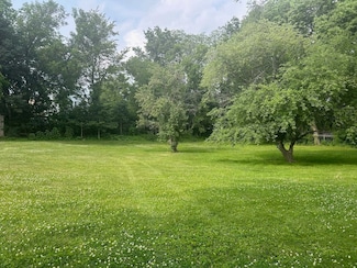 2630* University Ave, Dubuque, IA 52001