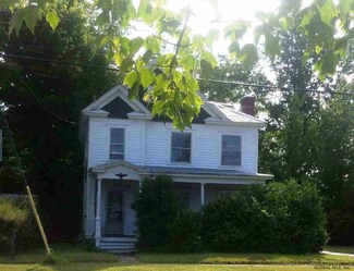 1 Glenwood Ave, Queensbury, NY 12804