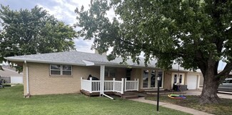 609 Jefferson St, Victoria, KS 67671