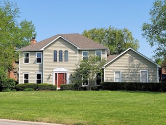 3500 Persimmon Dr, Algonquin, IL 60102