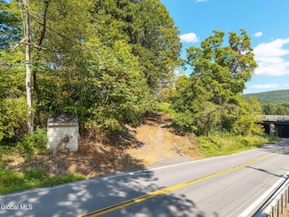 3661 Scotch Church Rd, Pattersonville, NY 12137