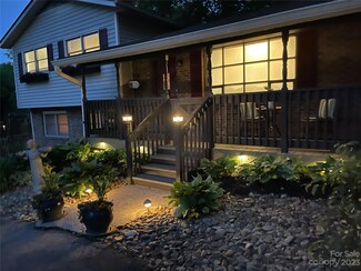 84 Pensacola Ave, Arden, NC 28704