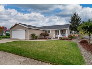 357 Jacob Hale Way, Roseburg, OR 97471