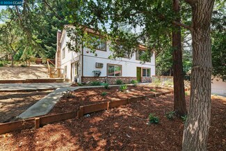 1067 Ridge Park Dr, Concord, CA 94518