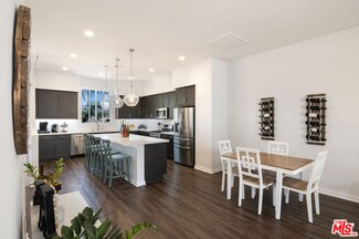 8335 N Peyton Way, West Hills, CA 91304