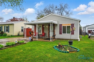 705 Reineck Dr, Toledo, OH 43605