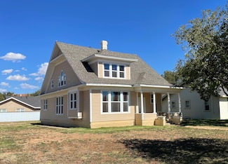 603 E 5th St, Hereford, TX 79045