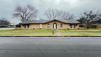 120 Hardwicke Ln, Little Elm, TX 75068