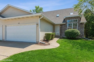 207 Fieldstone Dr, Chesterton, IN 46304